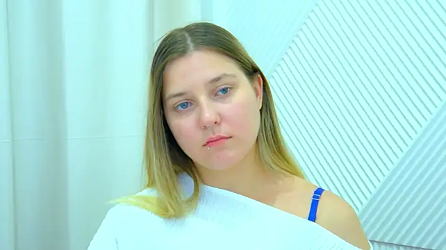 TinnaBurton Adlı Modelin Canlı XXX Sohbeti