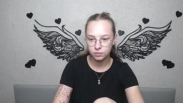SteshaGlass élő XXX-chatje