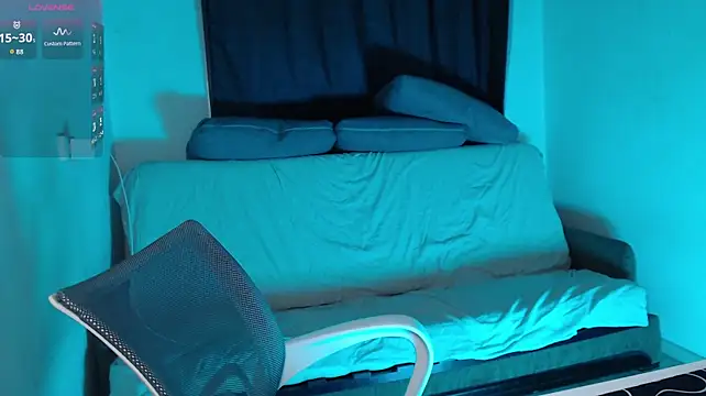 CherryNight6 Adlı Modelin Canlı XXX Sohbeti