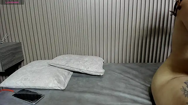 Laura_y_camilo Chat XXX in diretta