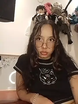 krarakiara Chat XXX live