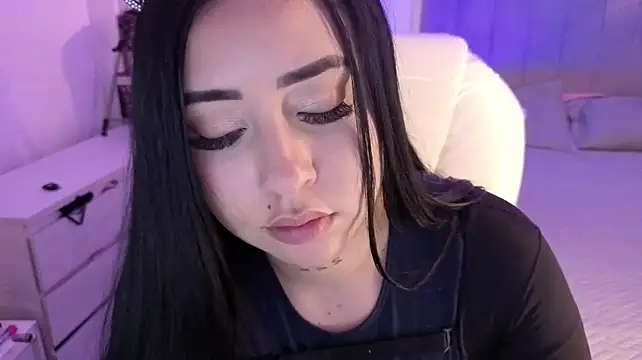iam_sofiia élő XXX-chatje