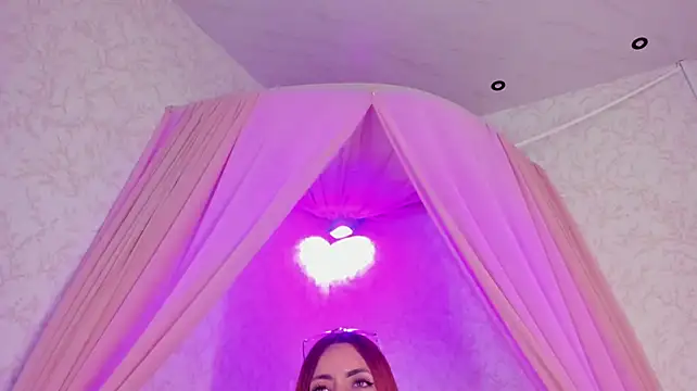 LolaGray__ Chat XXX in diretta