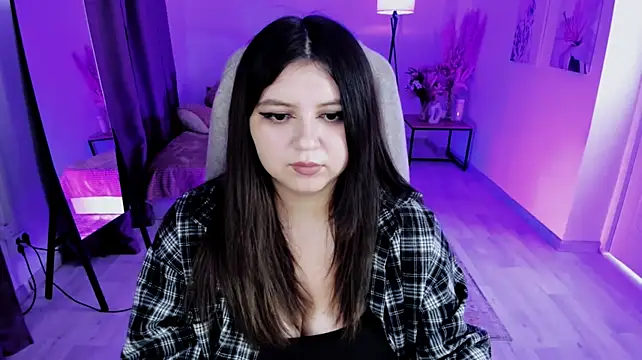DiaAngell Adlı Modelin Canlı XXX Sohbeti