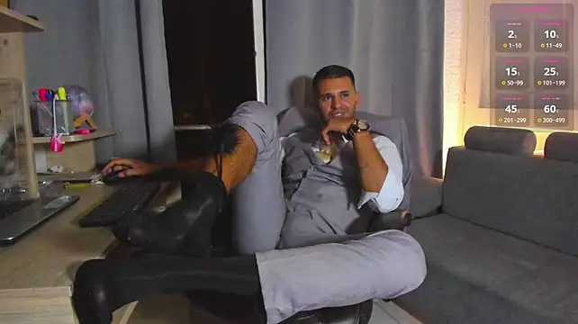Hideintheoffice – webcam-show