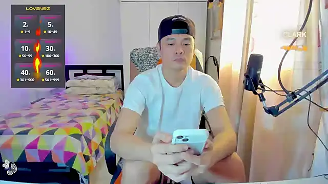 Онлайн чат XXX clarkdangerous