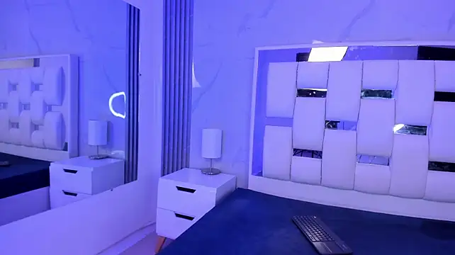 AngelaBeker_ Webcam-Show