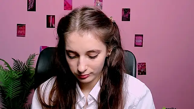 nami_glow Chat XXX in diretta