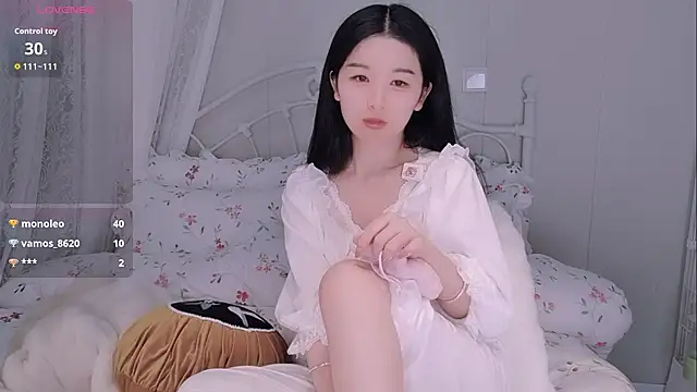 XXX chat uživo modela BingLin-