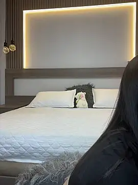 evelyn_hills Live XXX Chat