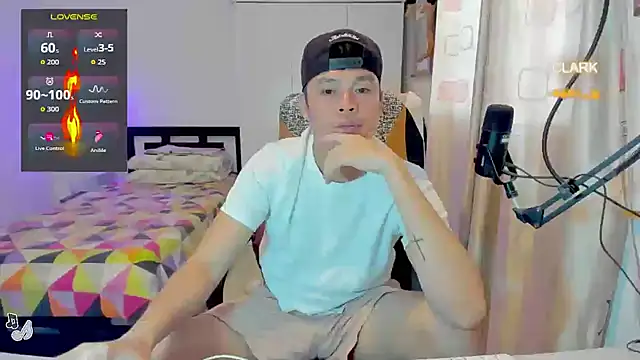 clarkdangerous: απευθείας συνομιλία ΧΧΧ
