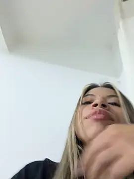 Mia_Rosee1 Obrolan Langsung XXX