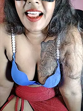 Sexy-Monikaa live XXX chat