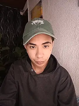 Nicolas_moon live XXX chat