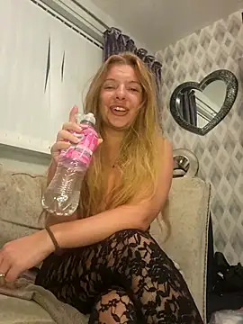 Chat XXX en directo de VanLifeVixen