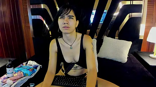 XXX chat uživo modela CristyMorgan