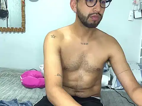 thomass1018 Live XXX-chat