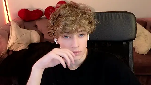 kevingarsiaa Chat XXX in diretta