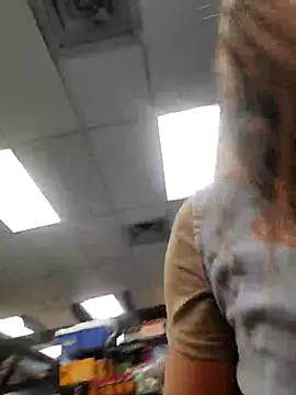 Bakedroll333 Webcam-Show