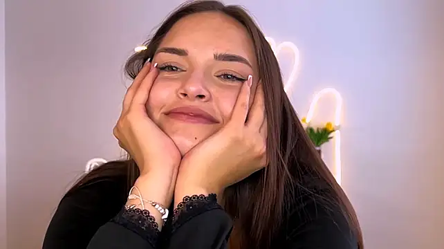 ScattyNoon – Live XXX-chat