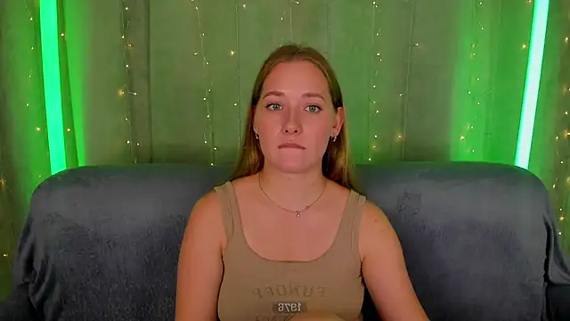 AlinaVice's Live XXX Chat