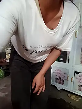 Linkk-2k's Live XXX Chat