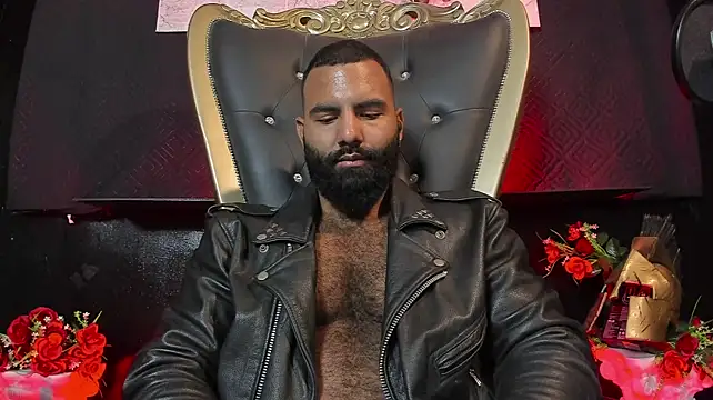 Show modela BeardAndrew na web-kameri