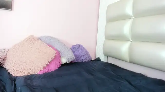 Chat +18 de Nezzukoo ao vivo