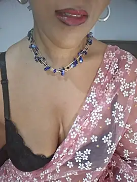 naughtyjaanu Chat XXX live