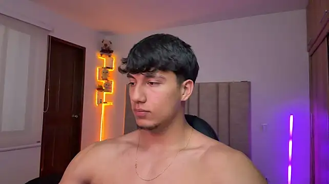 دردشة CHRIS_MORGAN1 الجنسية المباشرة