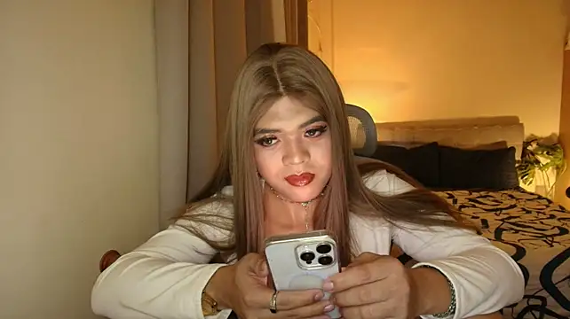 AlloraMarie's Live XXX Chat