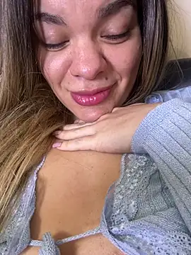 PeachChampagne Chat XXX in diretta