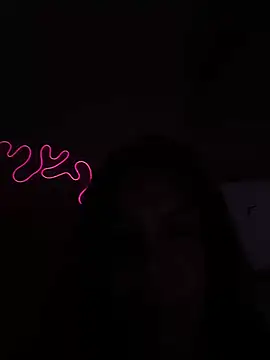IndiazinhaxのライブXXXチャット
