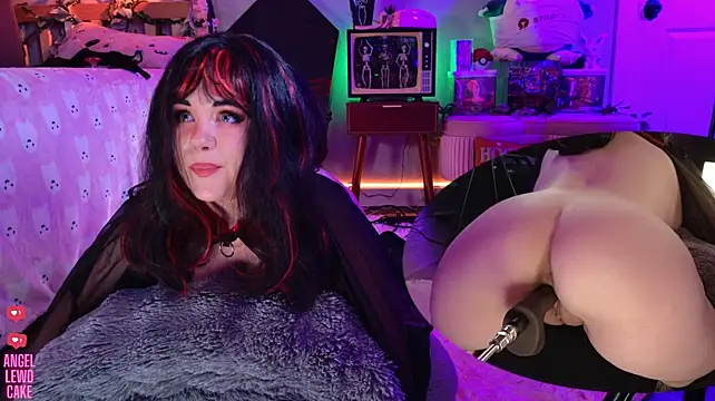 Angel-Lewd-Cake's Live XXX Chat