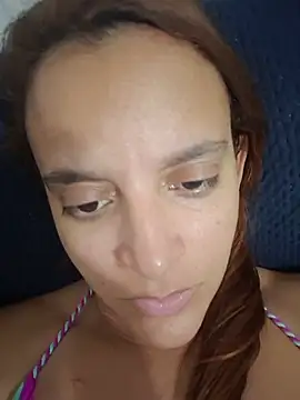 Chat +18 de Gabi_Marquez ao vivo