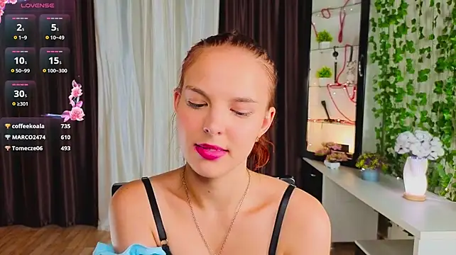 PollyHiller1 élő XXX-chatje