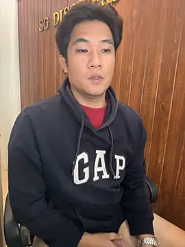 Chat +18 de Titanryu ao vivo