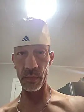 secritcpl élő XXX-chatje