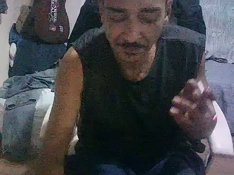 Chat +18 de HotLatinoBR ao vivo