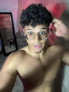 max__4vcn Live XXX chat