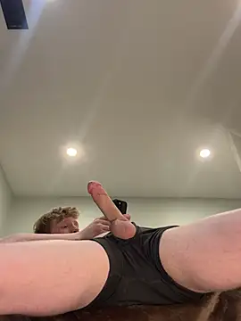 Novvikk88 Live XXX-Chat