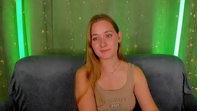 AlinaVice Chat XXX in diretta