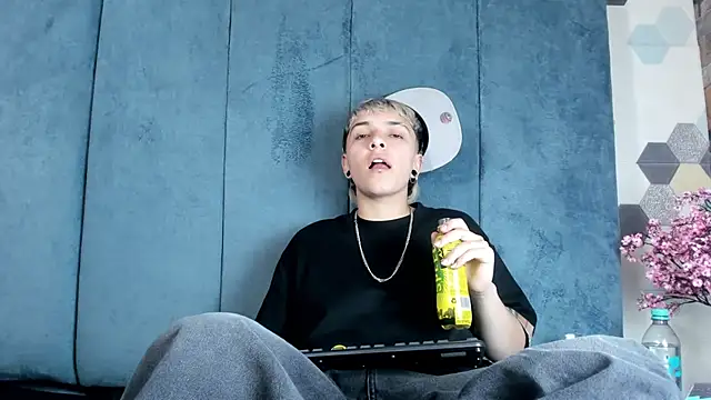Megan_Thompson_'s Live XXX Chat