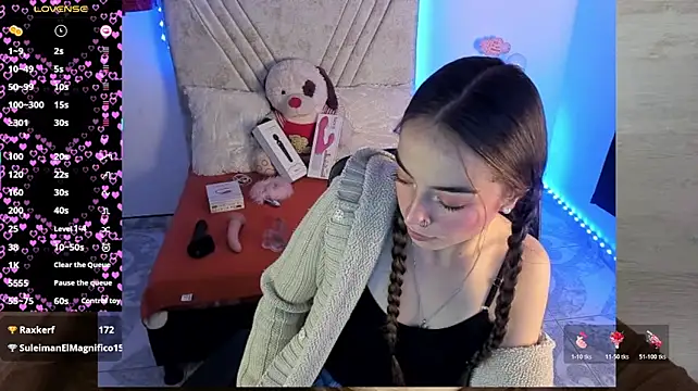 Mia_Victoria22 Adlı Modelin Canlı XXX Sohbeti