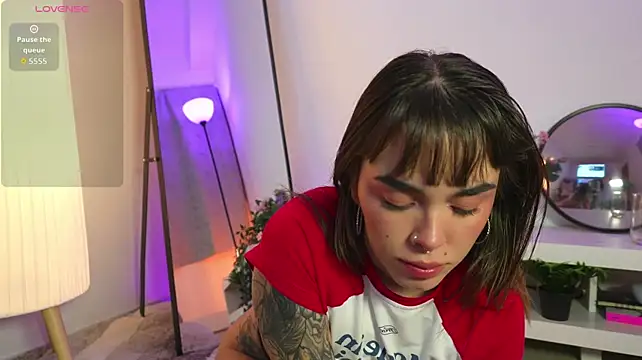 Just_Lu Adlı Modelin Canlı XXX Sohbeti