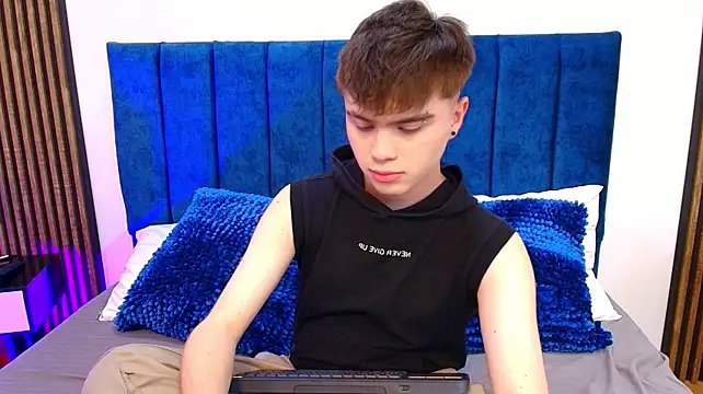 Ian_Stone Live XXX-chat