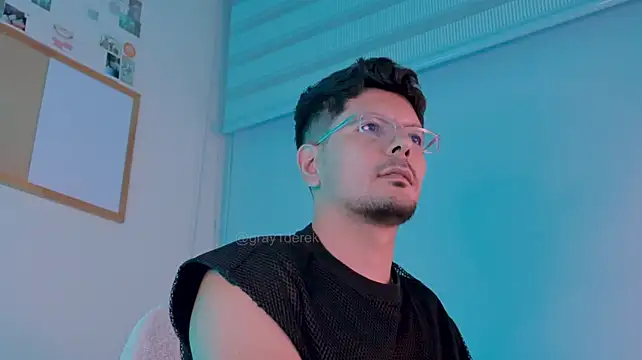 Chat XXX en directo de DerekGrayX