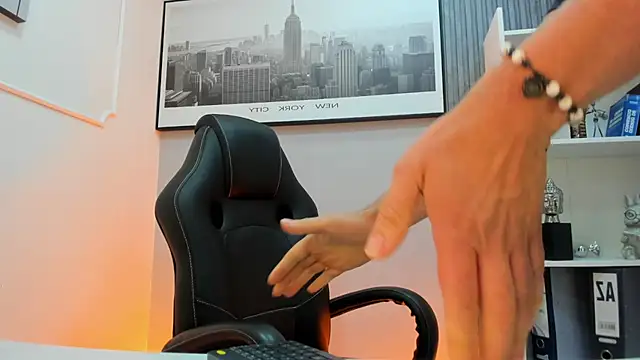 JuanKFit_45's Live XXX Chat