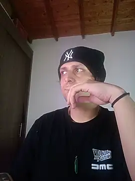 Greg_leach live XXX chat