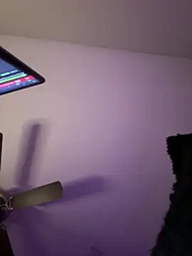 Lickplayofficial's Webcam Show